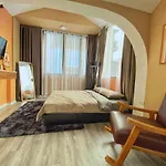 Aimee House - Dinh Liet