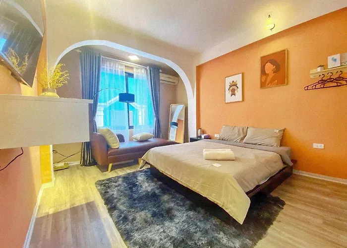 Aimee House - Dinh Liet